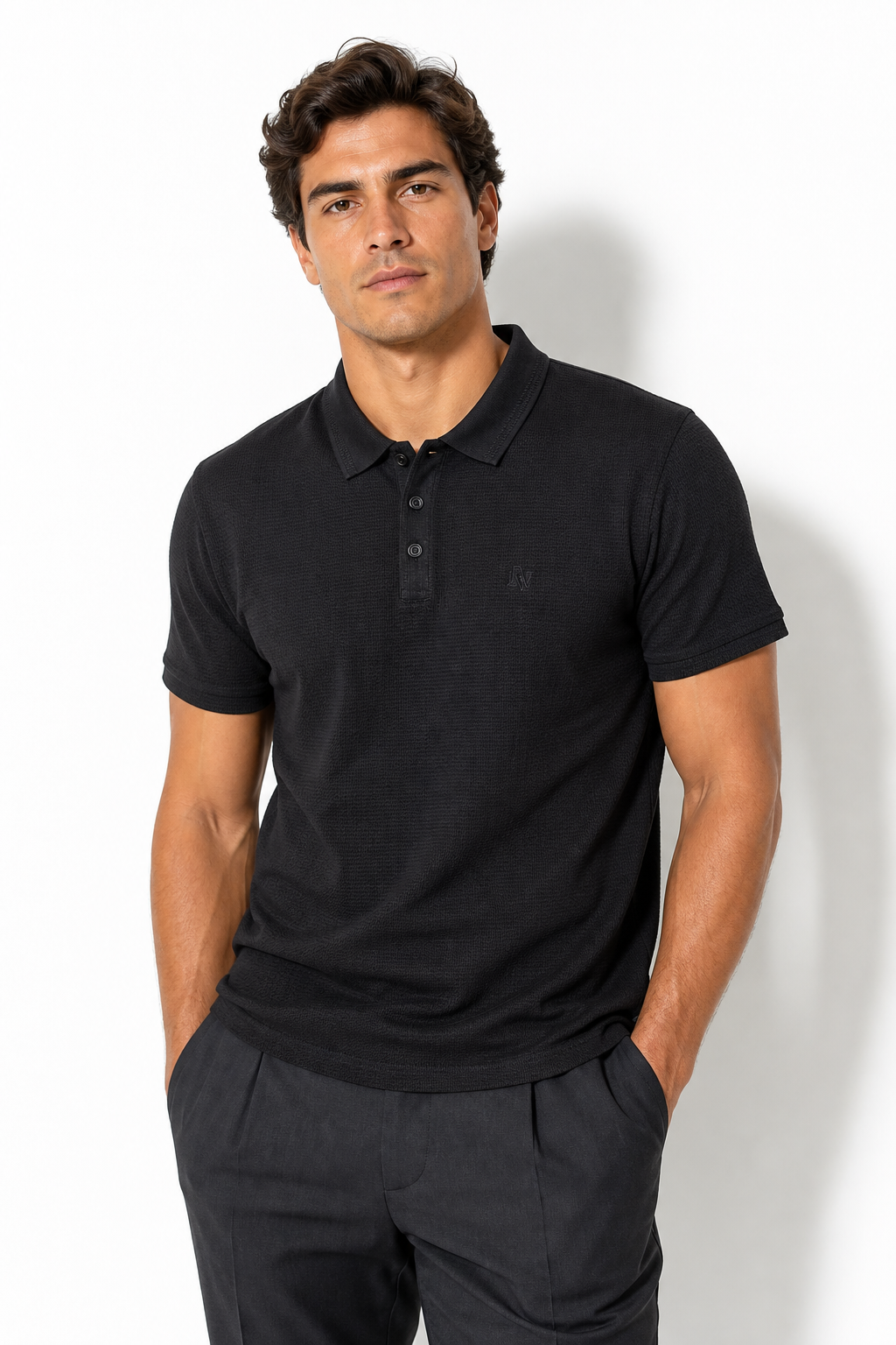 POLO MILANO PRETA MODELO HOMEM FRENTE