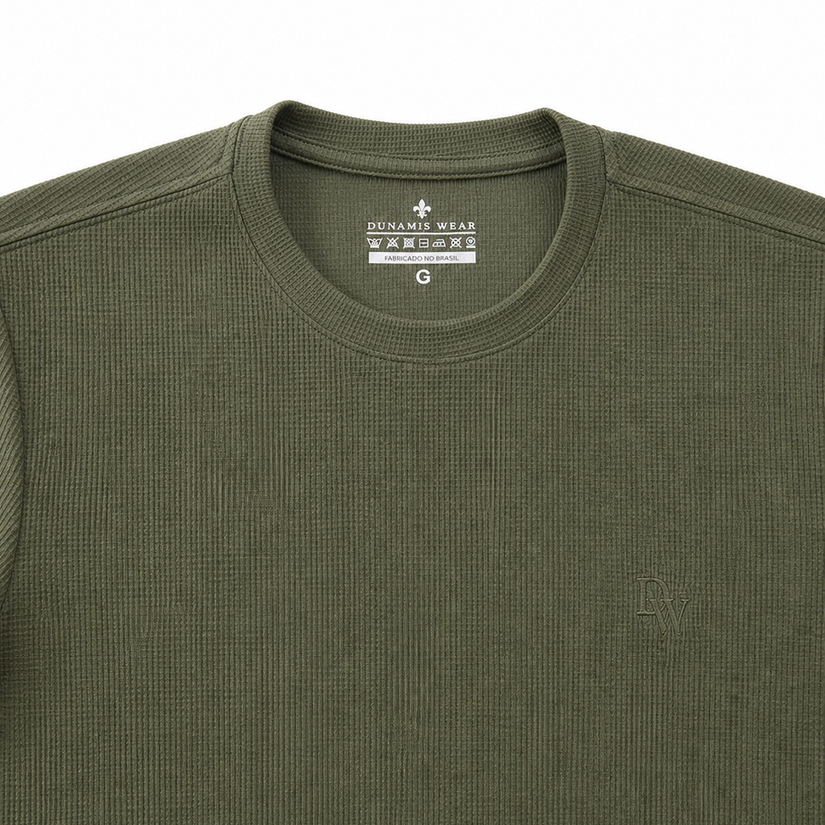 T SHIRT FIRENZE VERDE OLIVA DETALHE GOLA FRENTE